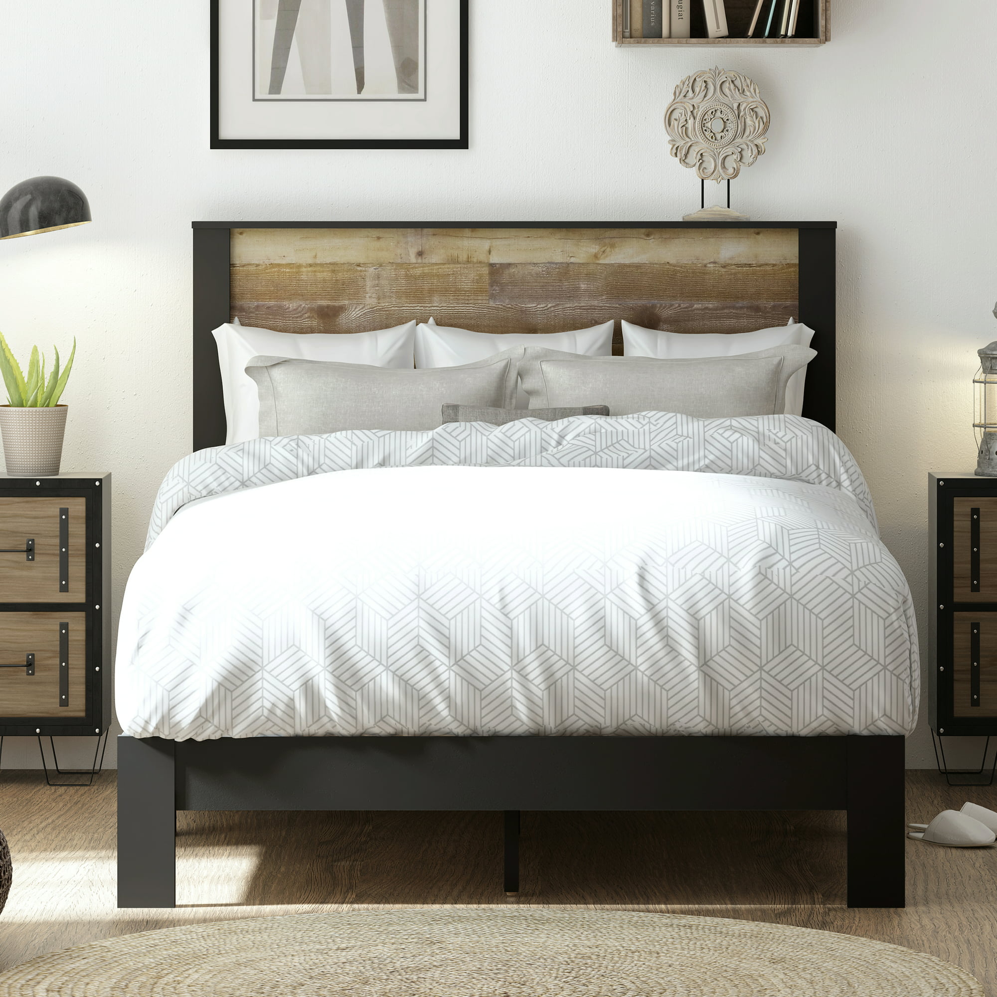 Hillsdale Bezza Panel Queen Platform Bed (Knotty Oak and Black Matte) $108 + Free Shipping